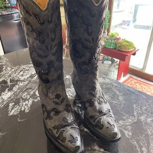 Vintage gray Leather and black sequins boots, size 8